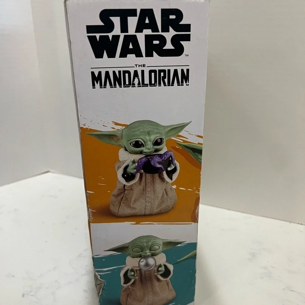Star Wars Baby Yoda Green and Brown Doll